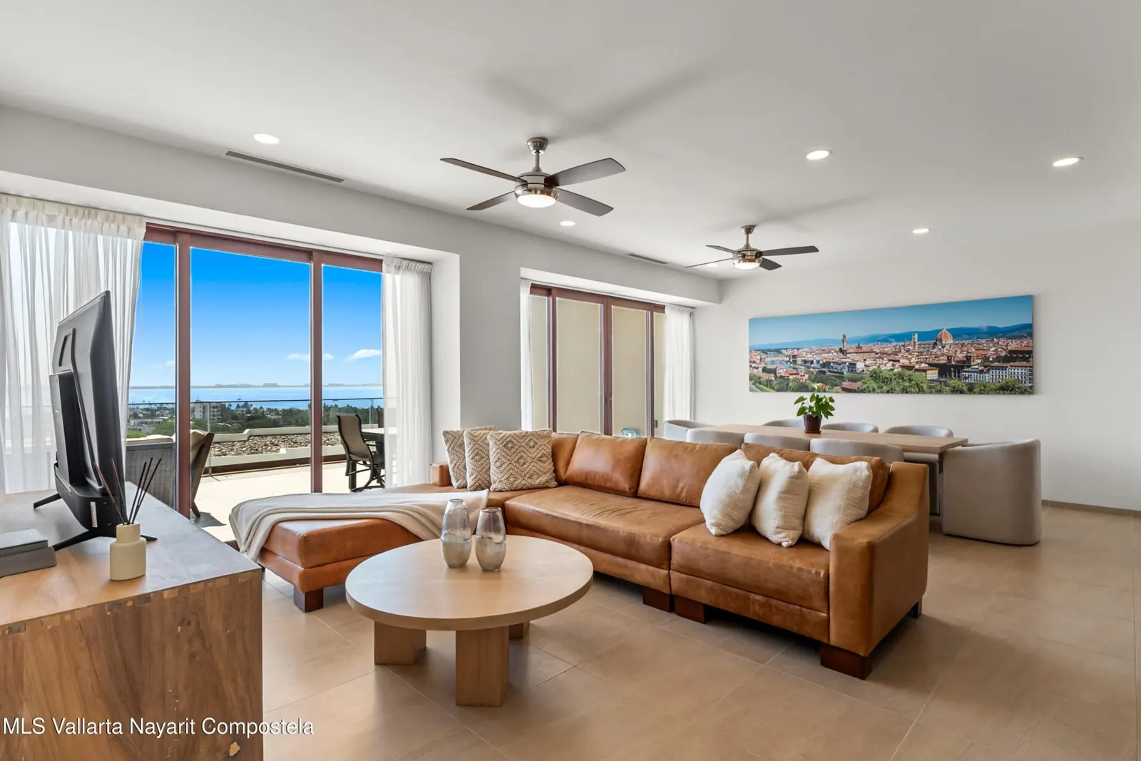 Living room of Alamar Cabo 101 in La Cruz, with a terrace and a sea view