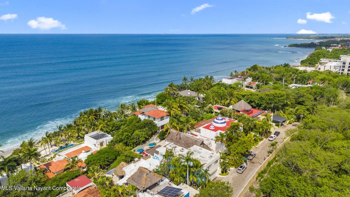 House in Punta de Mita, photo 2 of 16