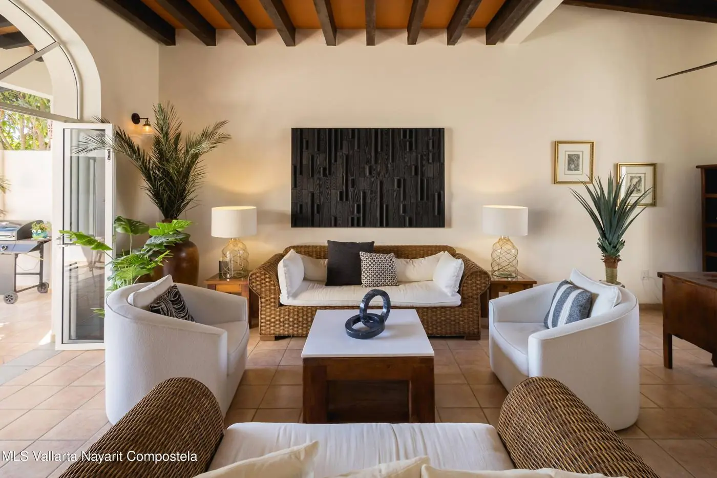 House in Zona Dorada, photo 3 of 16