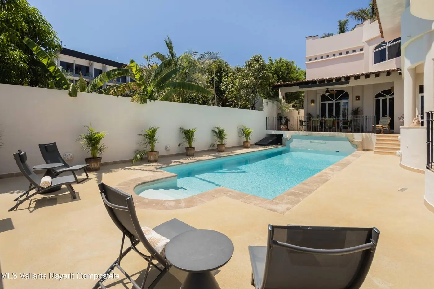 House in Zona Dorada, photo 9 of 16