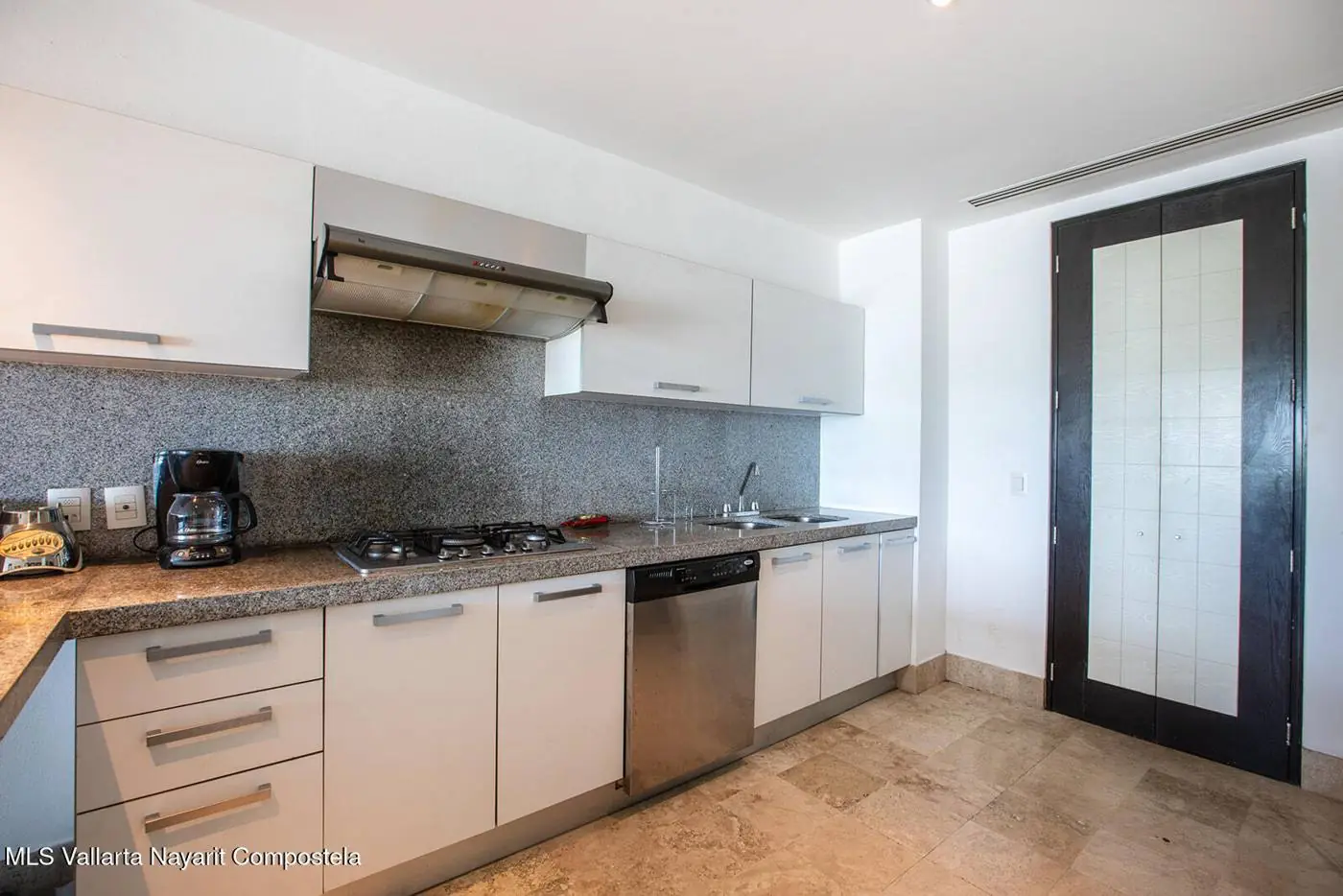 Apartment in Deck 12, photo 9 of 20
