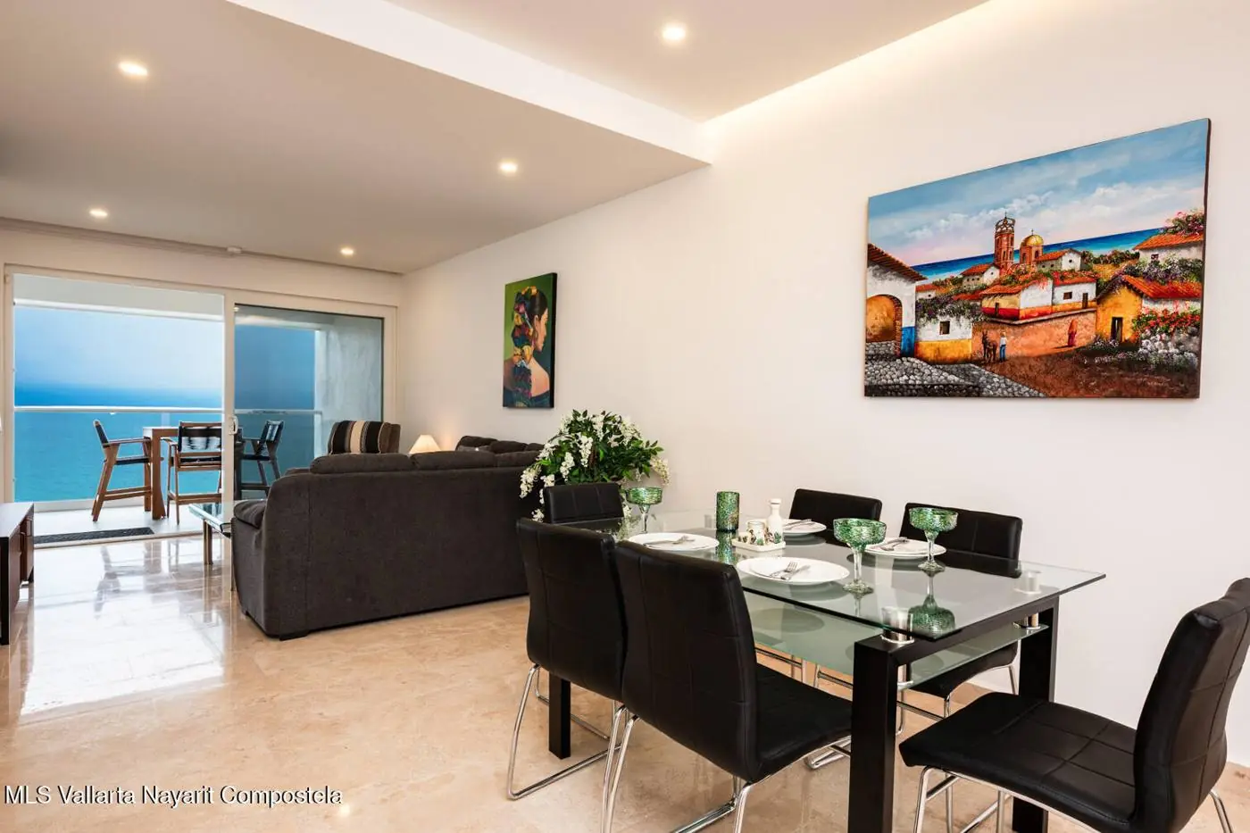 Apartment in Harbor 171, photo 3 of 17