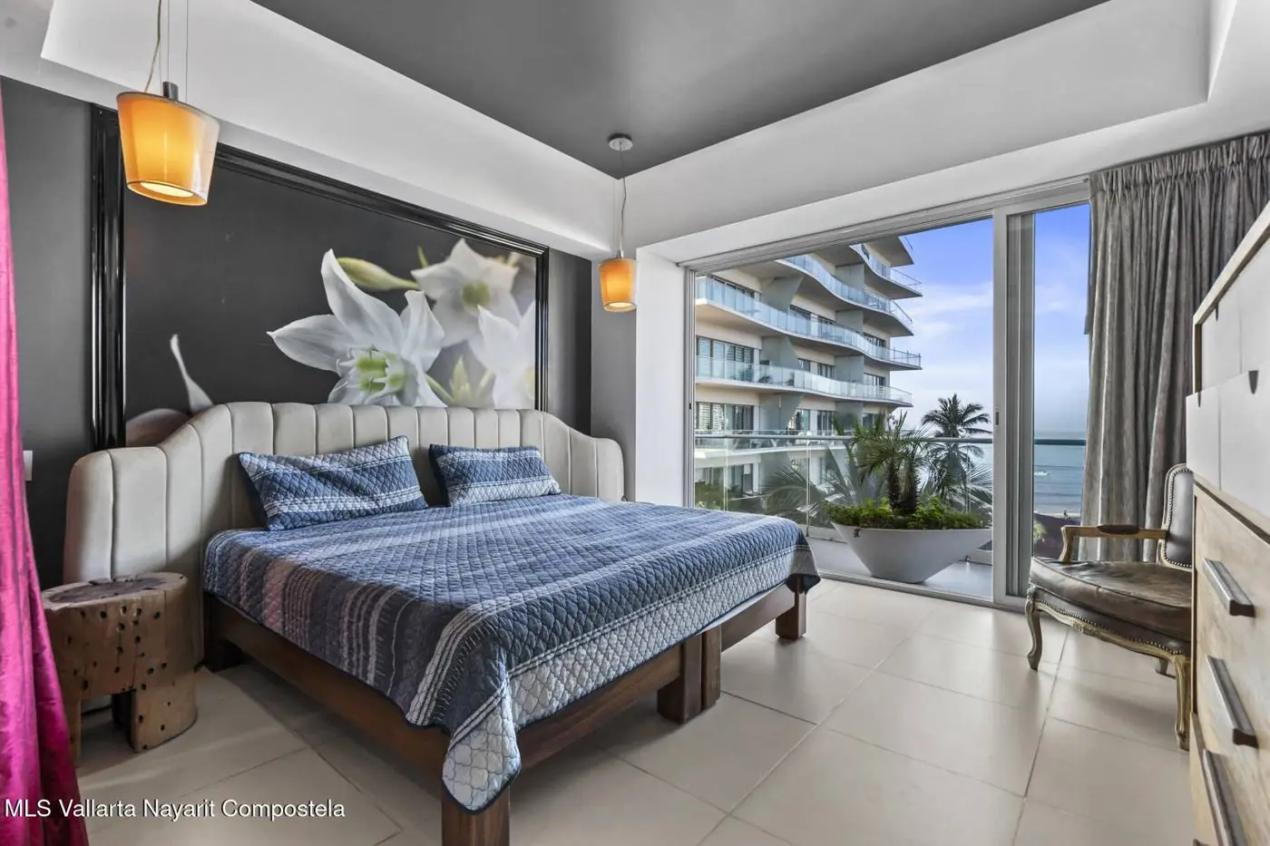 Apartment in Icon, photo 6 of 17