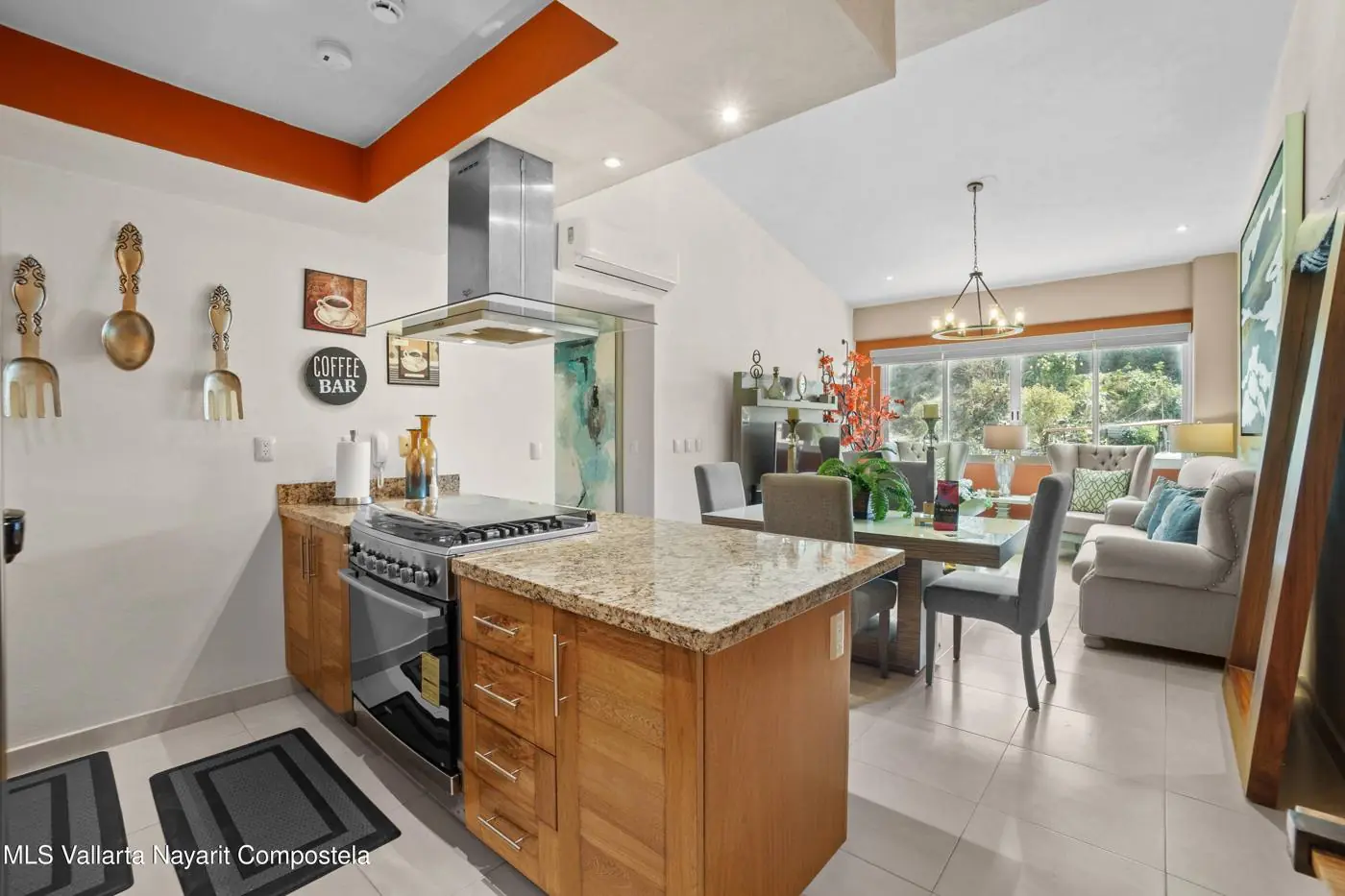 Apartment in Los Altos, photo 3 of 15