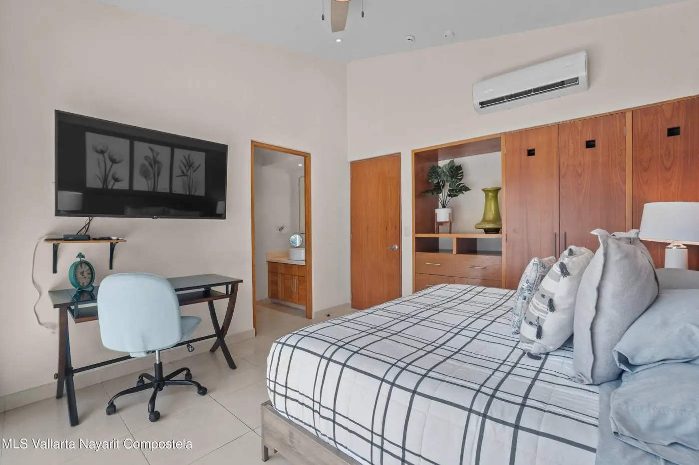 Apartment in Los Altos, photo 9 of 15