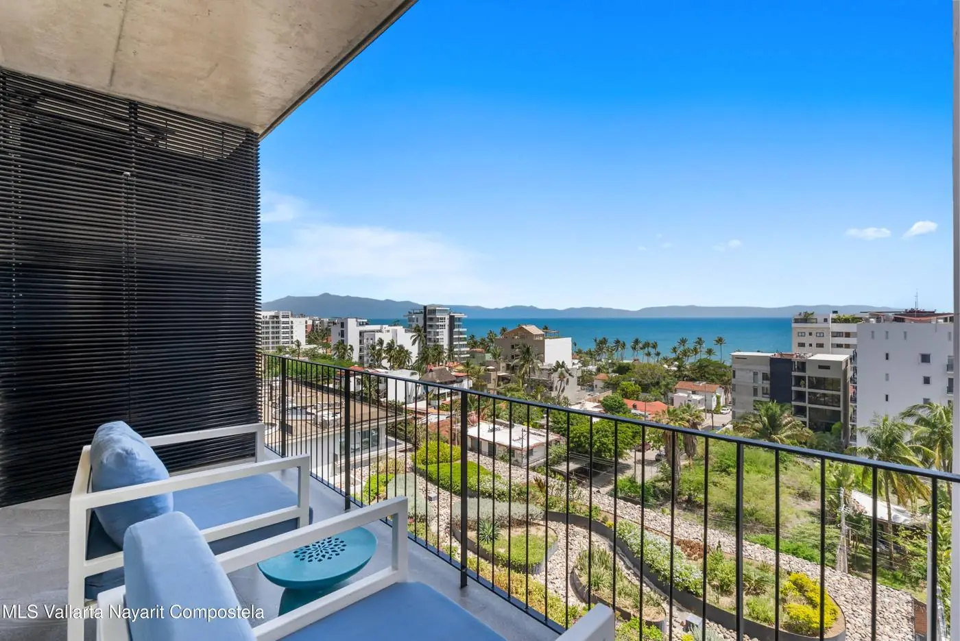 Terrace with bay view
