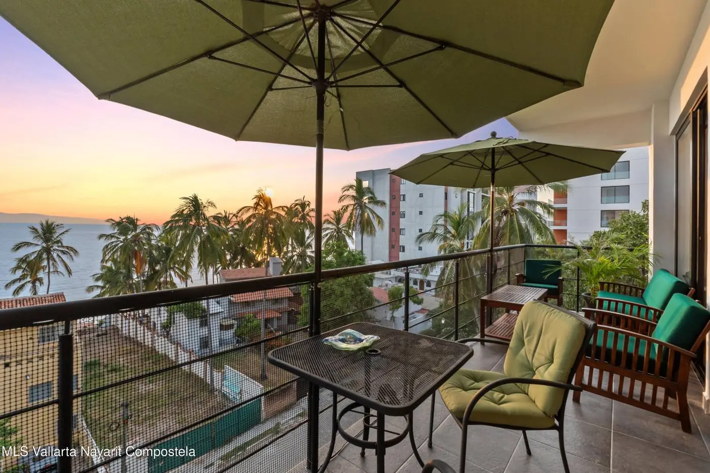 Apartment in Playa de Huanacaxtle, photo 8 of 16