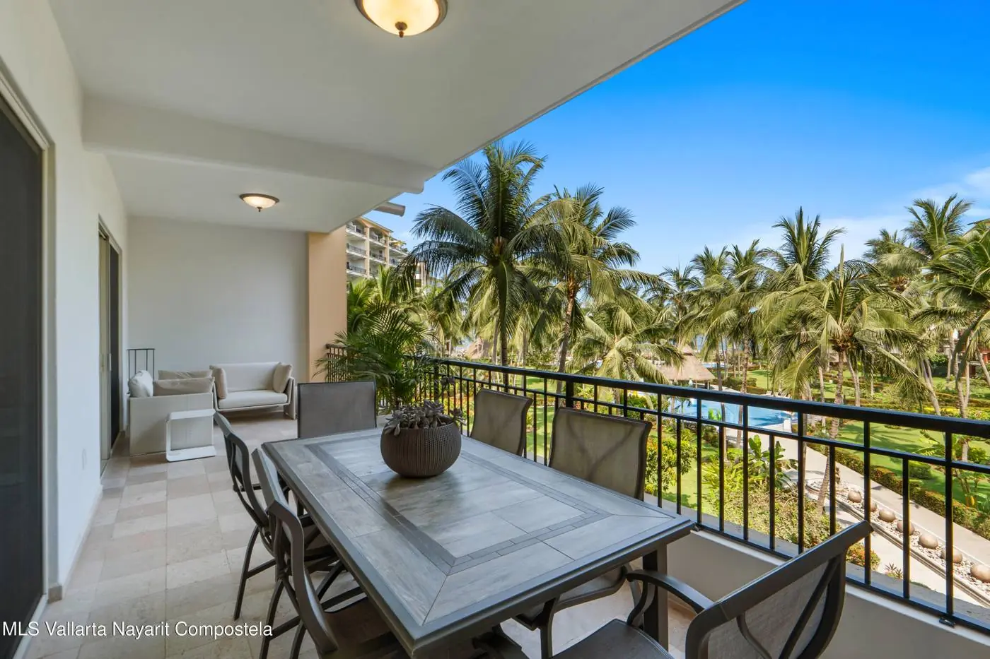 Apartment in Playa Royale, photo 2 of 15
