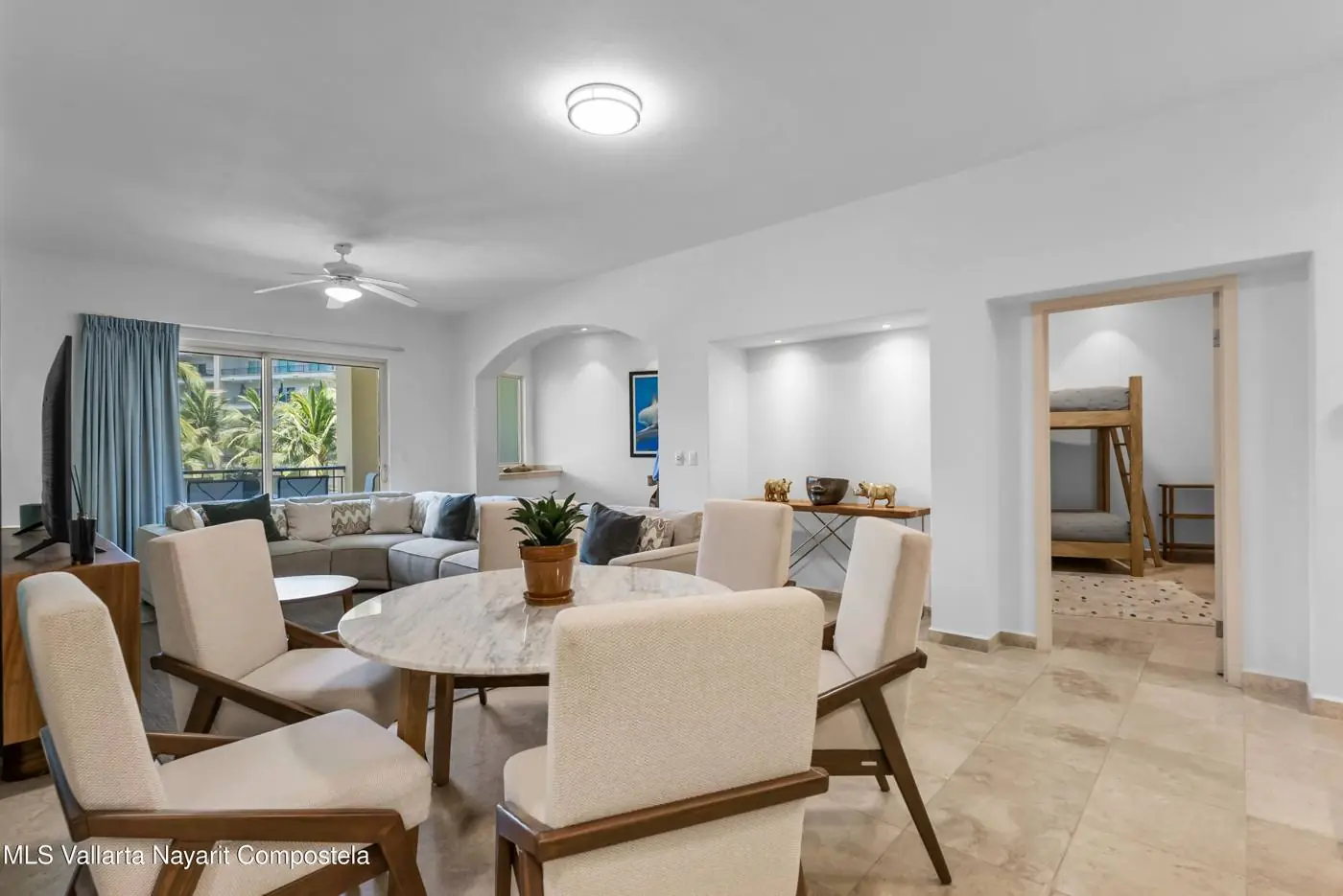 Apartment in Playa Royale, photo 3 of 15
