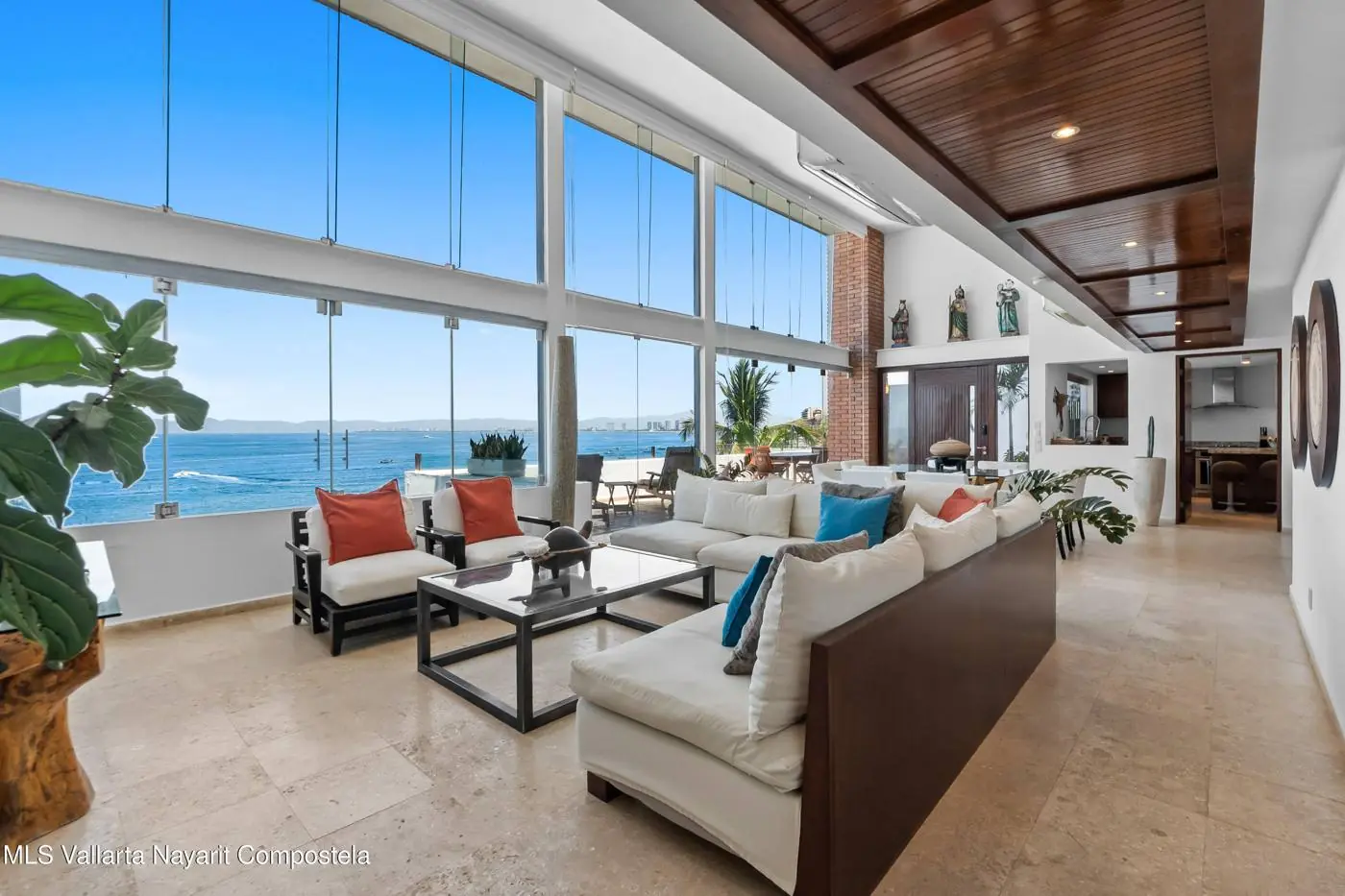 Apartment in Santa Barbara Shores, photo 7 of 19