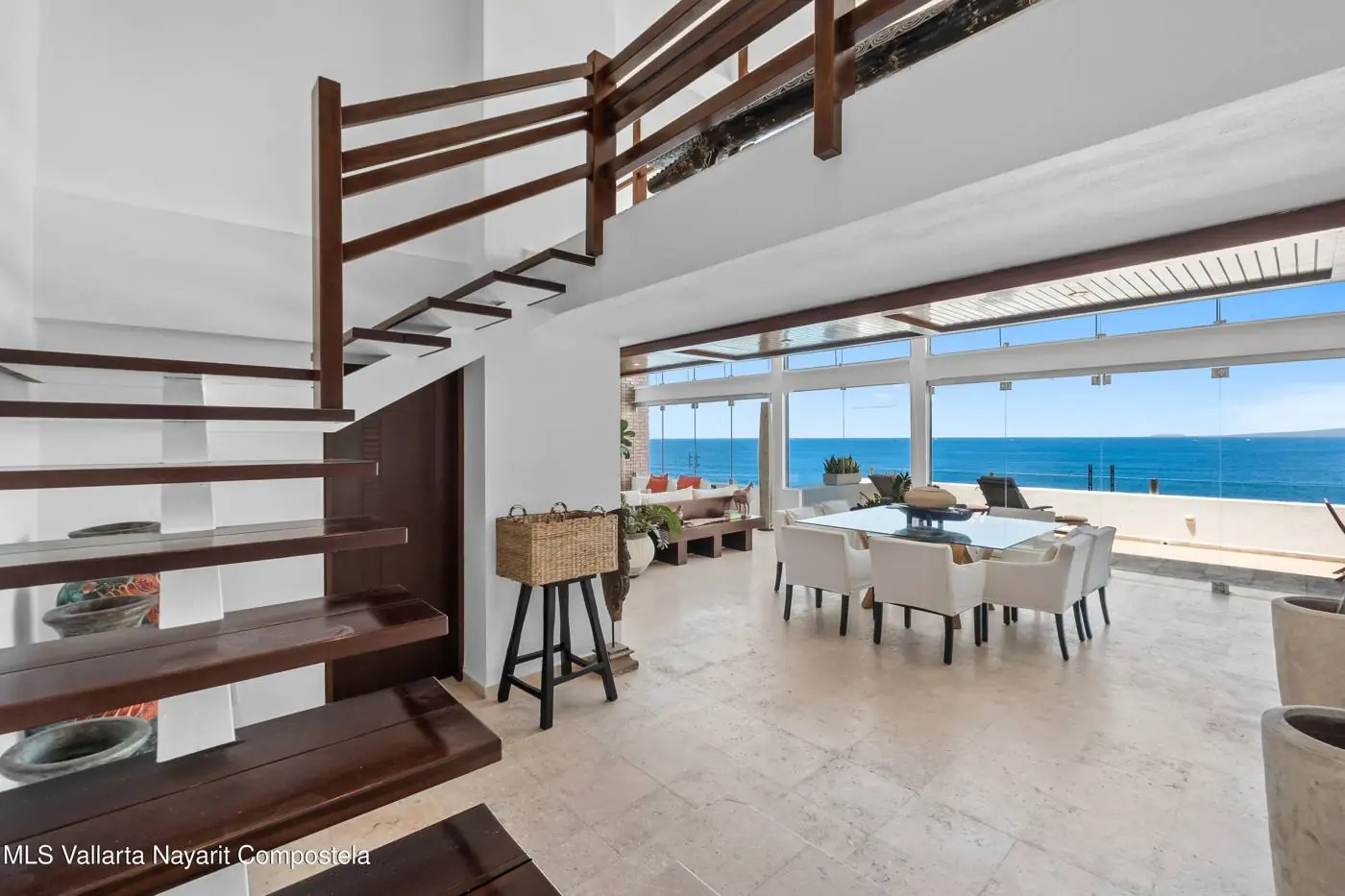 Apartment in Santa Barbara Shores, photo 11 of 19