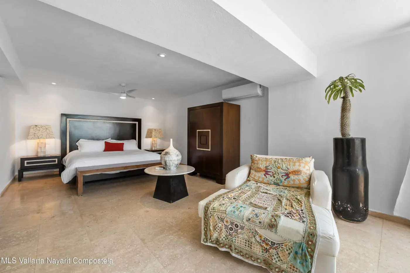Apartment in Santa Barbara Shores, photo 19 of 19