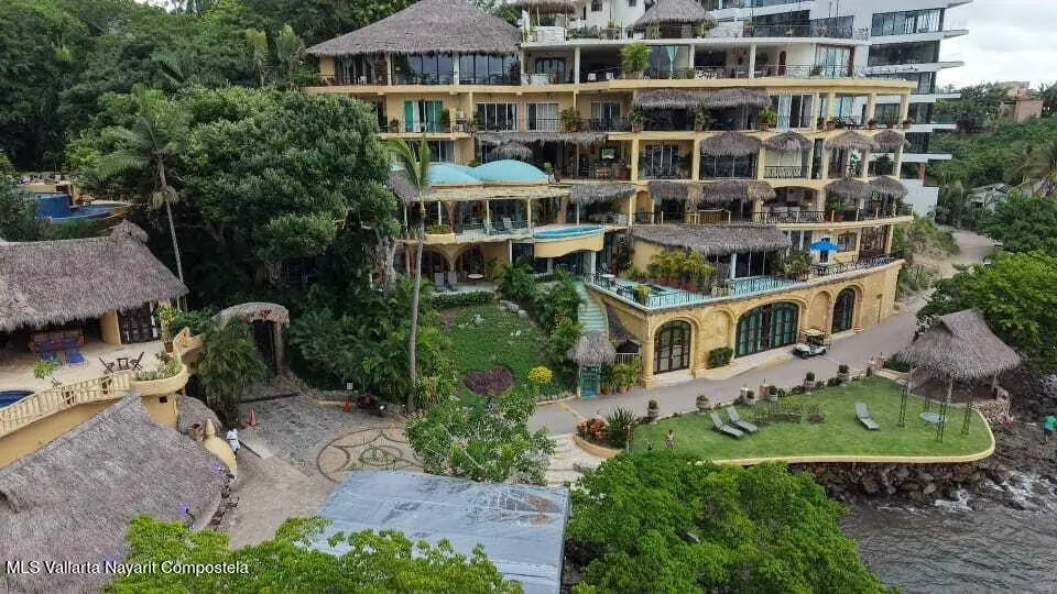 Bayfront building, aerial view