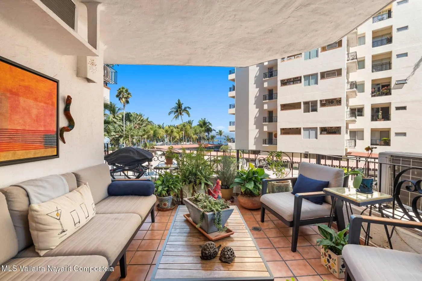 Apartment in Vista del Sol, photo 3 of 15