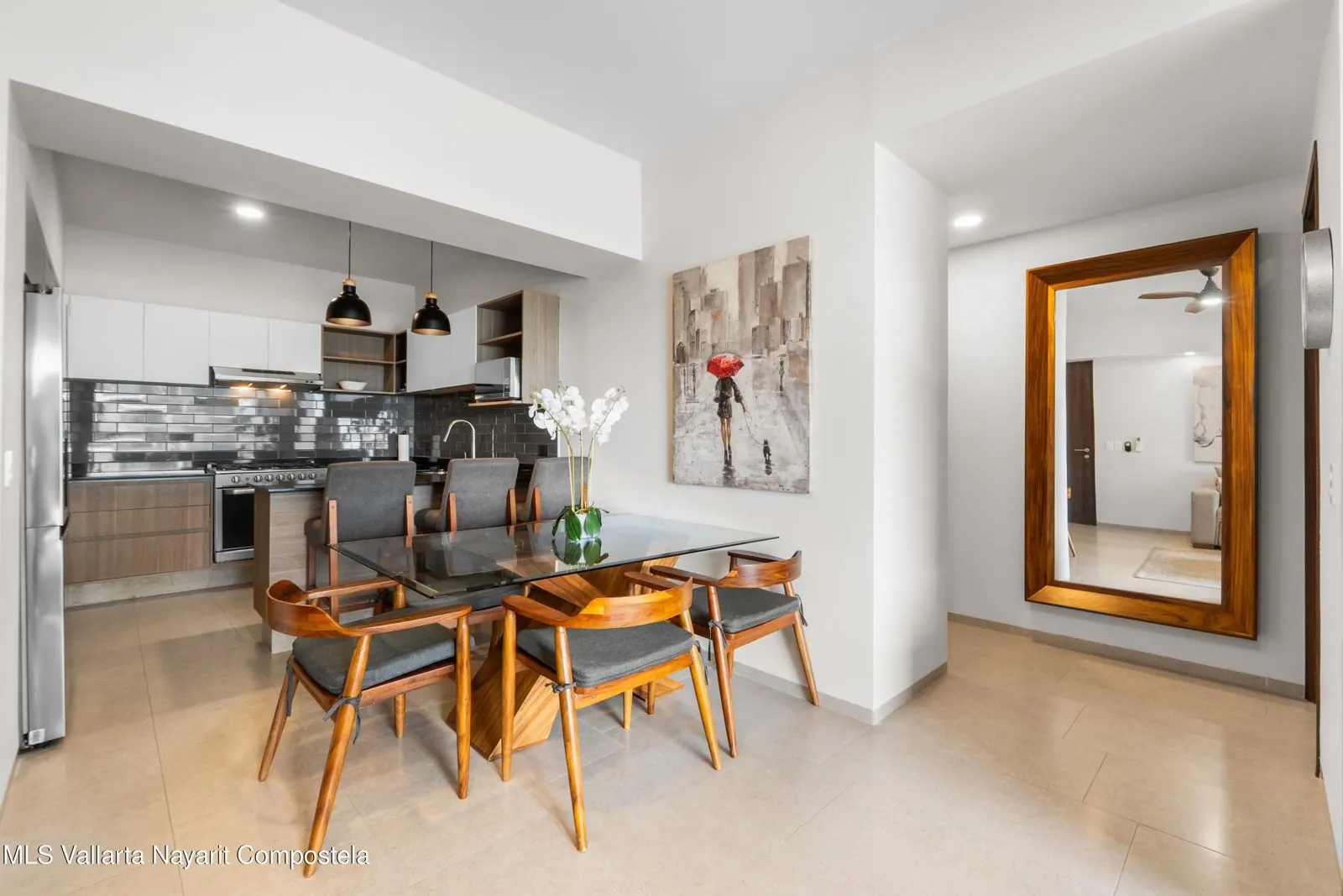 Living and dining area of Distrito Coral B502