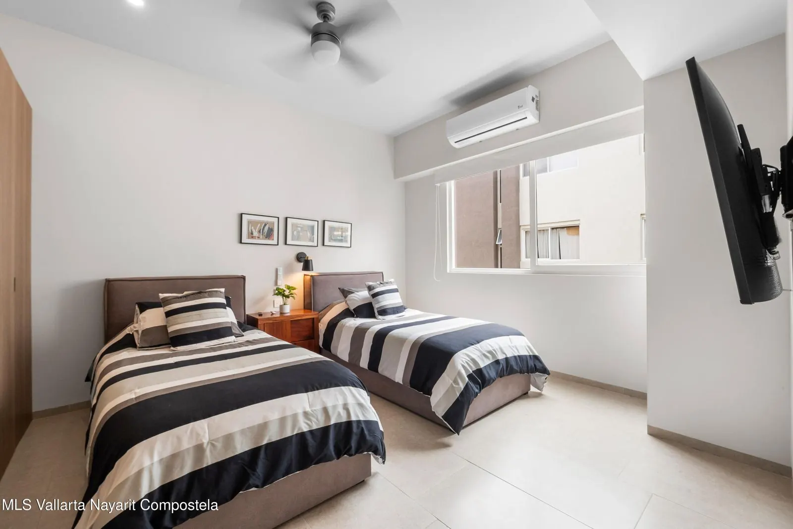 Living and dining area of Distrito Coral B502