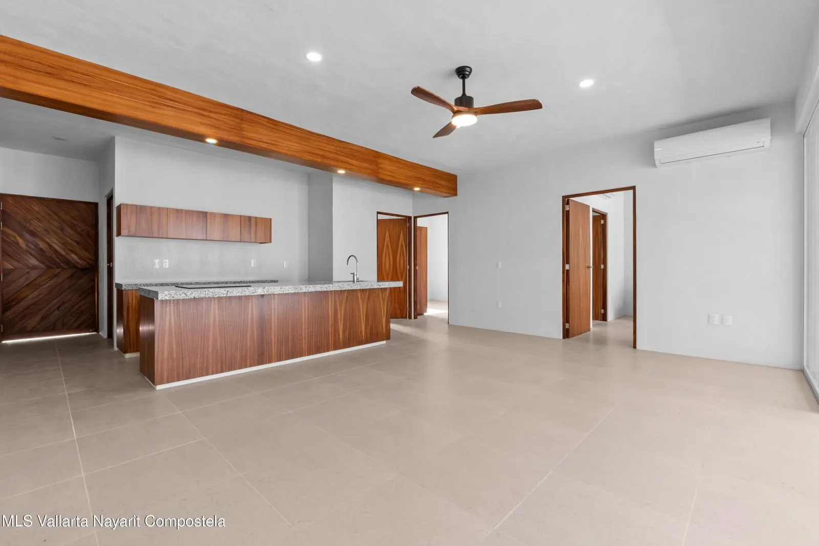 Bathroom of Nexpa Bucerías UP2, with a tub